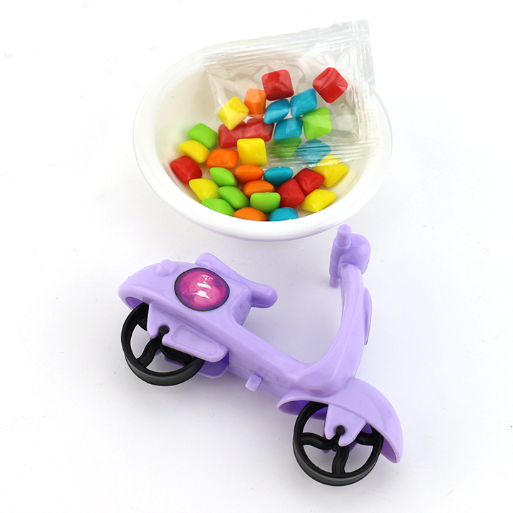 Cartoon plastic pedal motorcycle toy candy with mini bubble gum CH-T1281