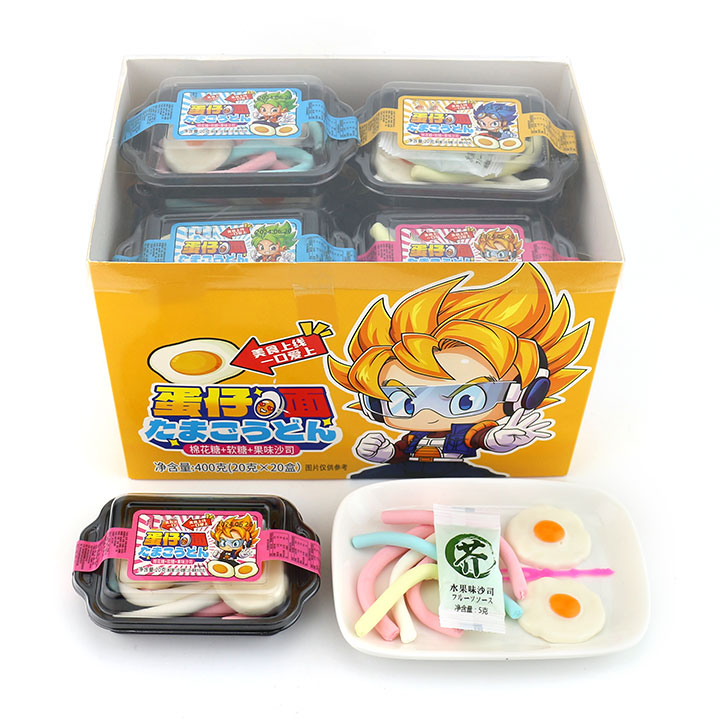 Noodle shaped marshmallow strips with fried egg shaped soft gummy candy and jam CH-M184