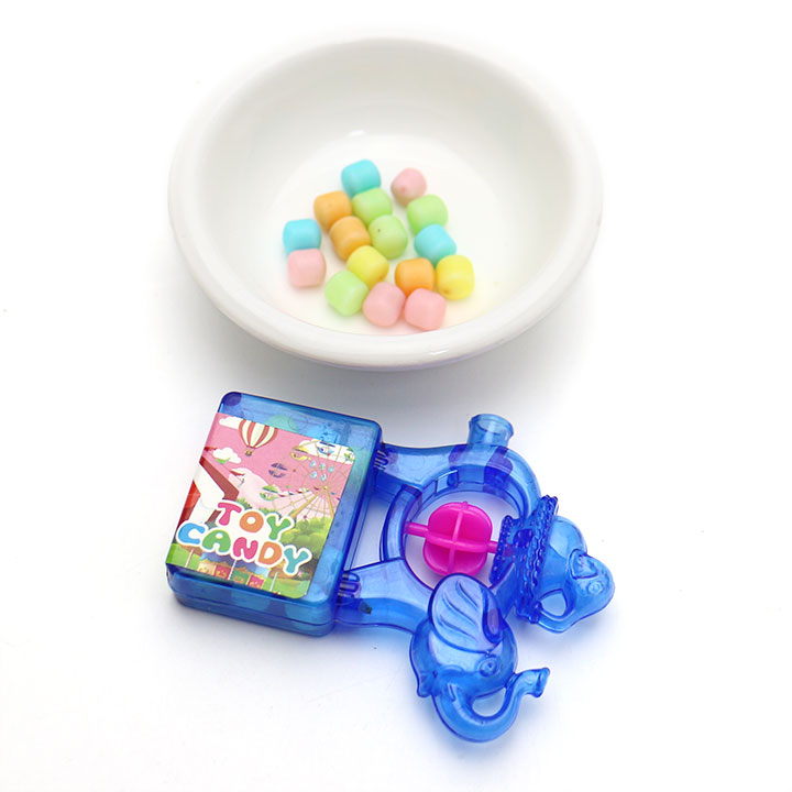 Elephant shaped whistle candy toy CH-T1305