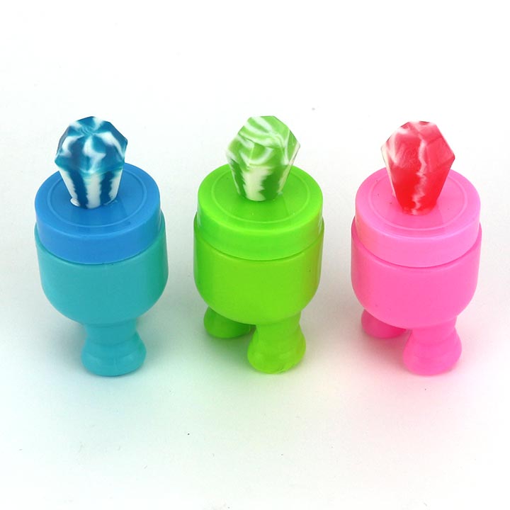 Little yellow man diamond nipple candy lollipop with sour powder CH-N702