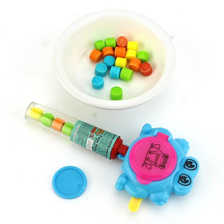 Cartoon frog catapult shooting flying saucer toy candy CH-T1319