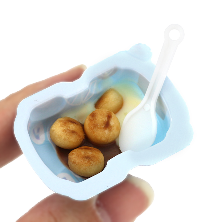 3D racing car shaped chocolate biscuit ball CH-BC139