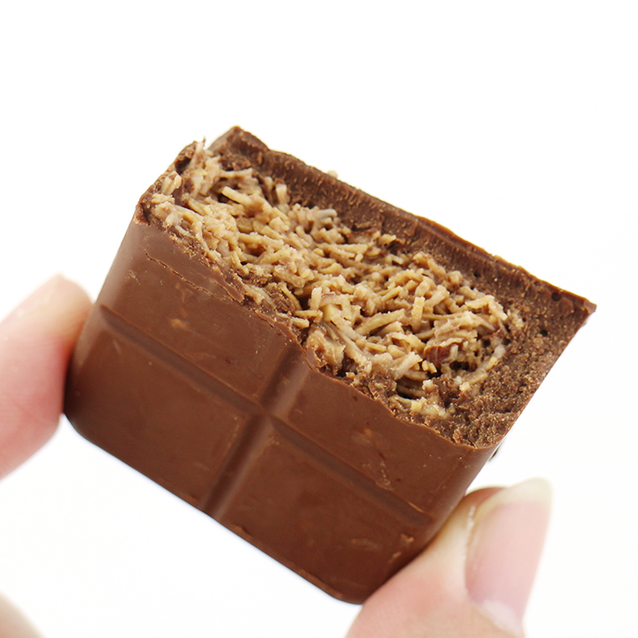 Dubai style choco 58% kataifi chocolate with crispy knafeh noodle crushed batam filled CH-BC137-2