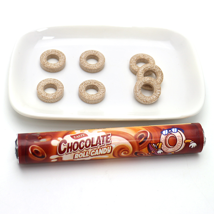 Creamy, chocolate flavored roll pressed tablet candy CH-Z280