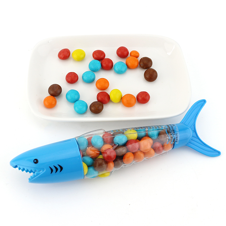 Cartoon Shark bottle candy with colorful crispy chocolate bean CH-N720
