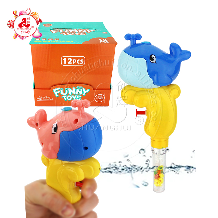 Cartoon humpback whale shaped water gun press spray water toy candy CH-TB236