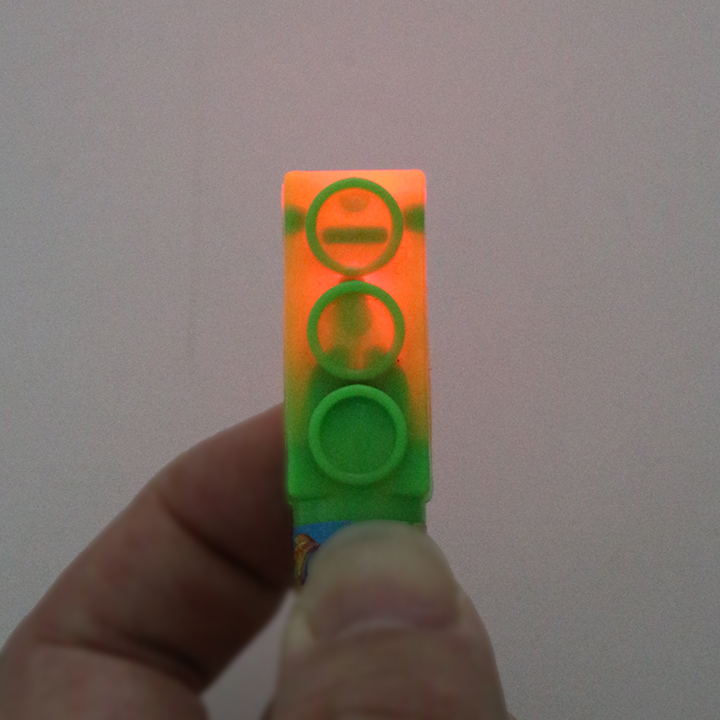 Mini traffic light shaped LED lighting toy candy CH-T1364