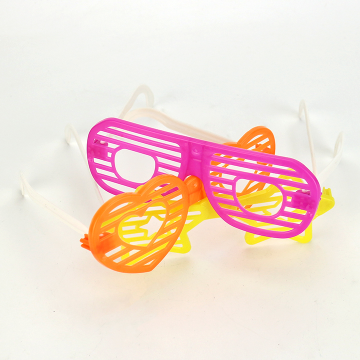 Plastic birthday glasses shaped mask toy candy CH-T1365