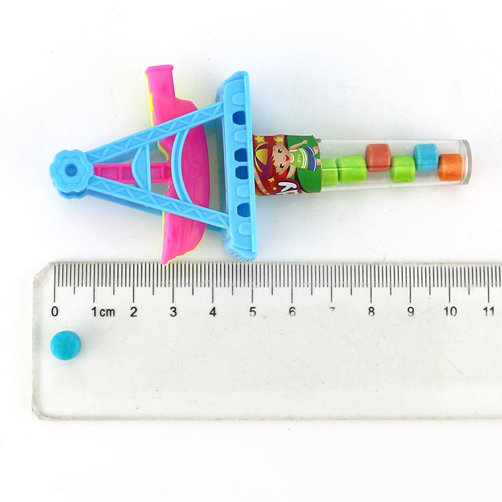 Cartoon Swinging Pirate Ship Shape Whistle Toy Candy CH-T1370