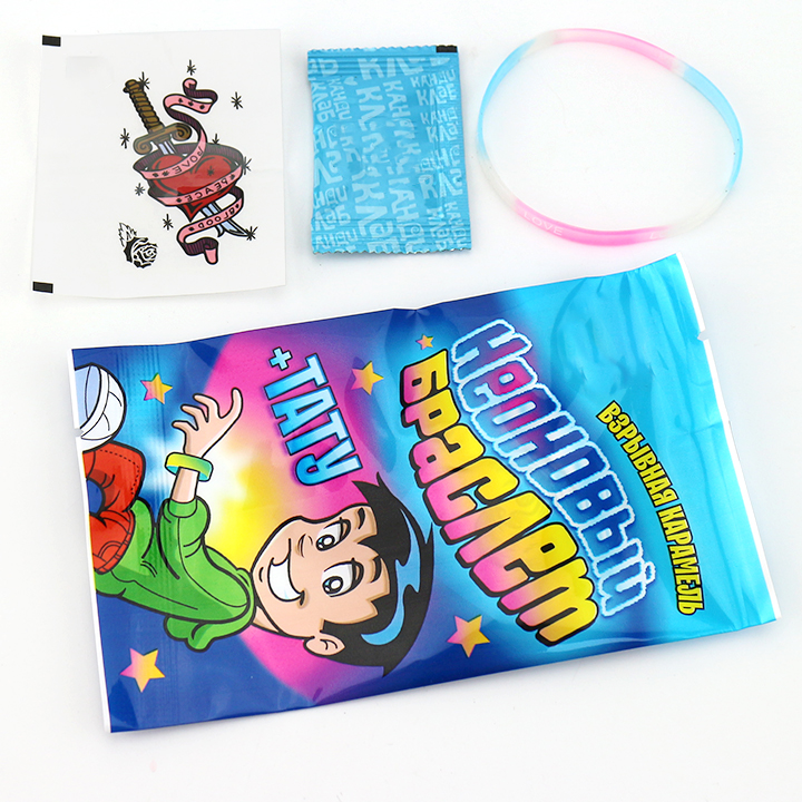 Halal 3-in-1 fruit flavored popping candy with tattoo stickers and fluorescent wristband CH-B389
