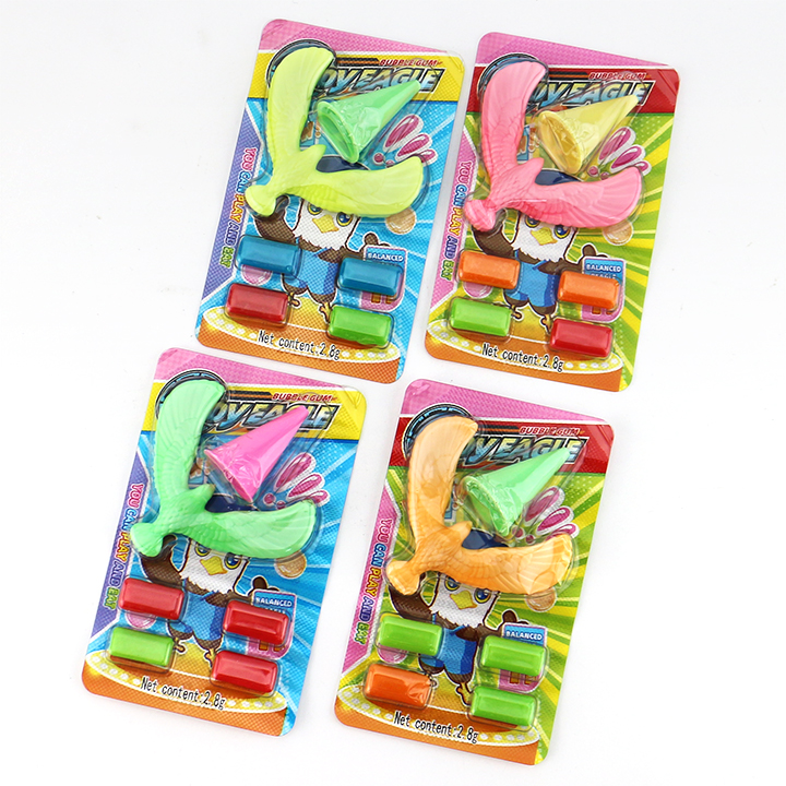 Mini plastic balance bird balance eagle toy with mini bubble gum candy CH-T1381