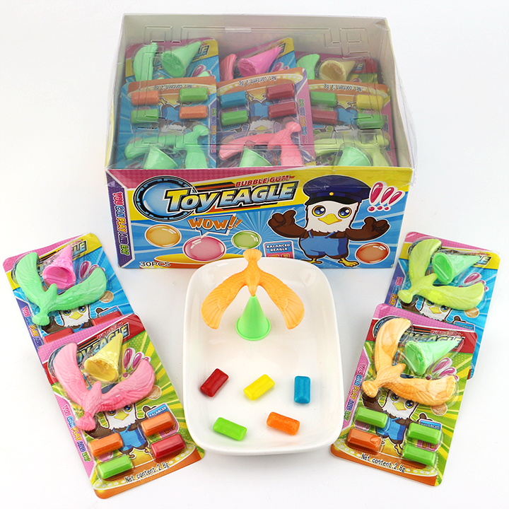 Mini plastic balance bird balance eagle toy with mini bubble gum candy CH-T1381