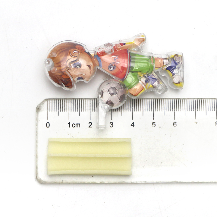 Football Boy Whistle Toy Candy and Tattoo Bubble Gum CH-T1385