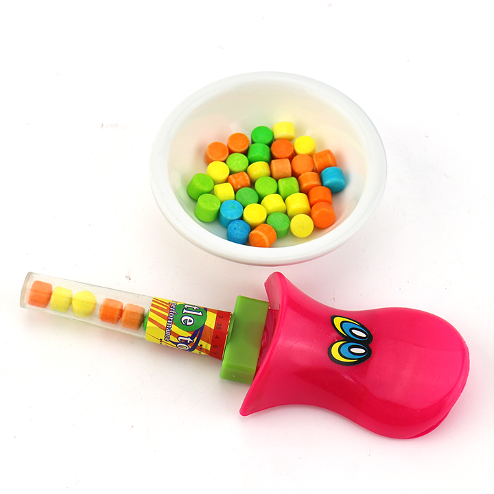 Donald Duck duckbill shaped whistle toy candy CH-T1388
