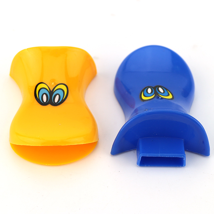 Donald Duck duckbill shaped whistle toy candy CH-T1388
