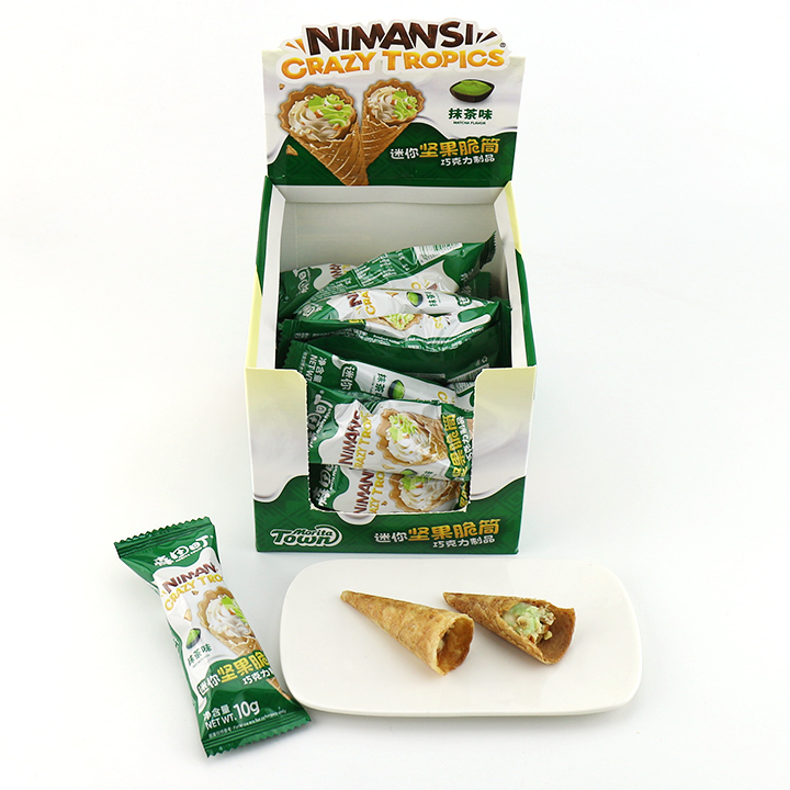 Crispy Ice Cream Cone Biscuit With Chocolate Cream and crushed nuts CH-D146