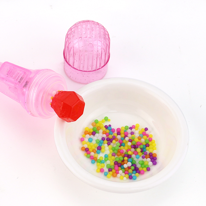LED Light up Microphone Lollipop Toy Candy with Rainbow Bead Candy CH-T1443