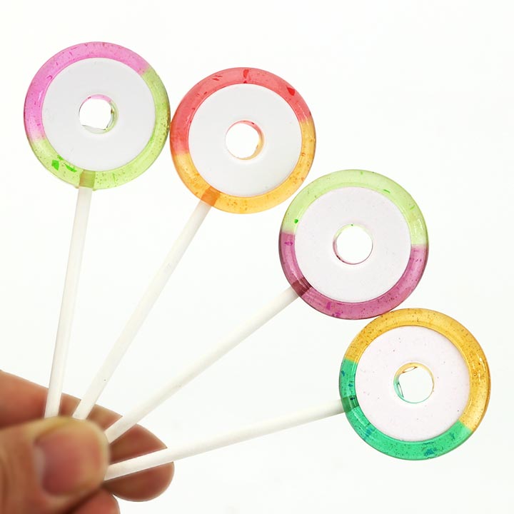 2-in-1 dual-color circular donut doughnut shaped fruit flavored hard lollipop with pressed candy BP163