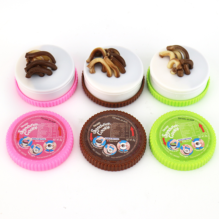 Black and White Sandwich Cookie Shape Squeeze Chocolate Jam Candy BC183