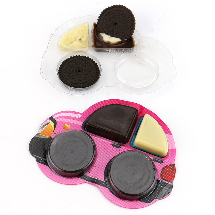 Chocolate Biscuit Candy Tuk Tuk Car Shaped Cocoa Cookie Candy with chocolate jam CH-D158