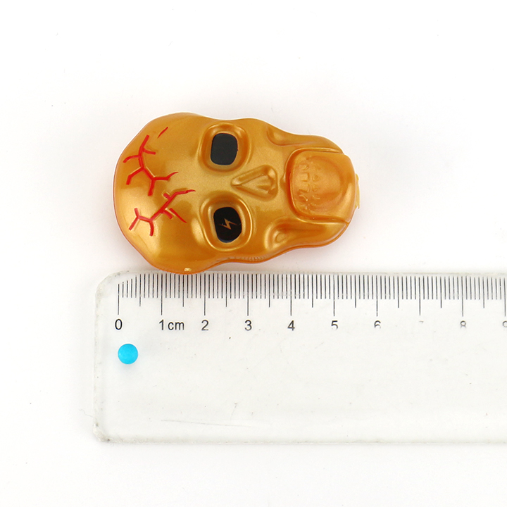Halloween Skull Pull-Back Toy Car with Mini Colorful Candy CH-T1480