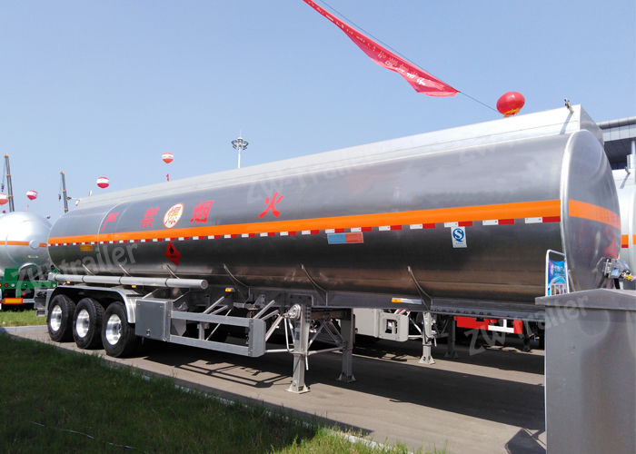 fuel tanker trailer1 _compressed.jpg