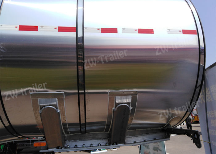 tri axle fuel tanker truck trailer