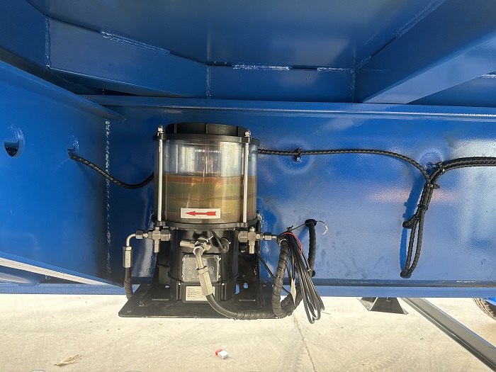 steel dump trailers