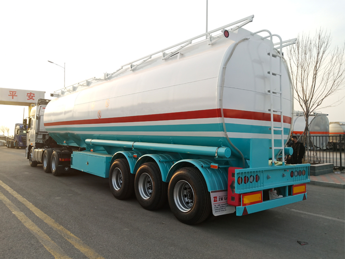 তরল এবং শক্তি পরিবহন ট্রেলার তরল এবং শক্তি পরিবহন ট্রেলার