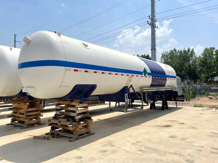 Liquid Oxygen Chemical Storage Tank Trailer