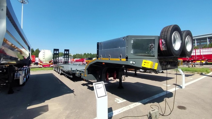 Factory Direct Sale Extendable Lowboy Trailer