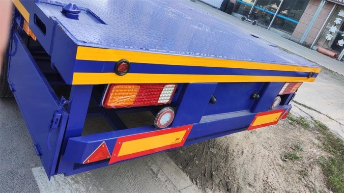flatbed semi trailer