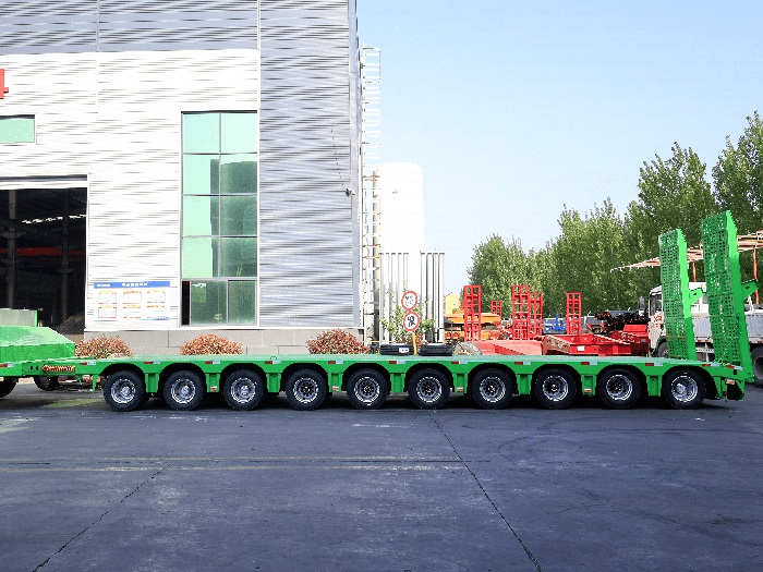 extendable lowbed cargo trailer