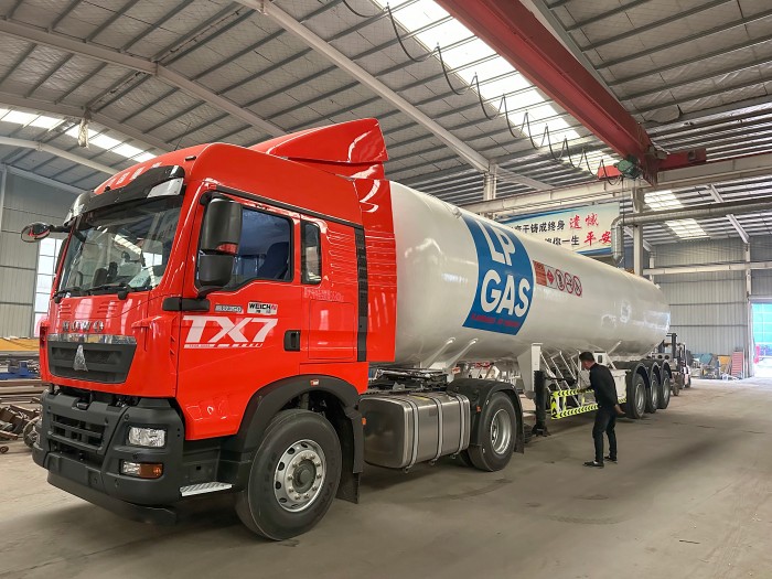 LPG Tank Truck Semi Trailer