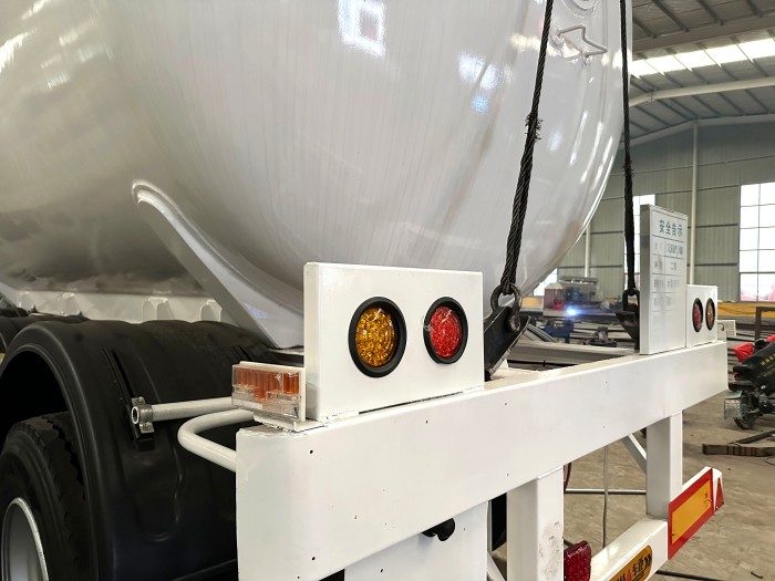LPG tank semi trailer