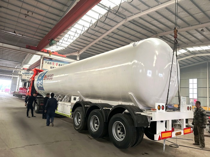 LPG tank semi trailer