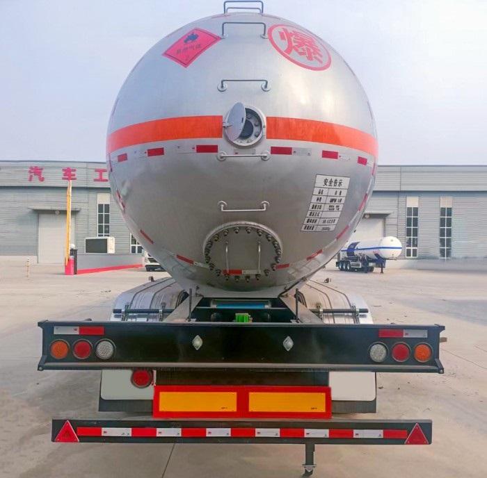 semi tanker trailer