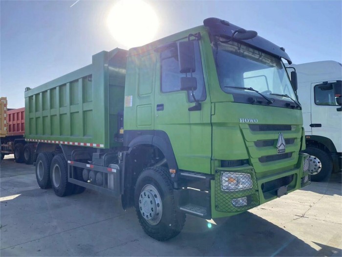 Low Price 6x4 400 Howo Dump Truck for Sale