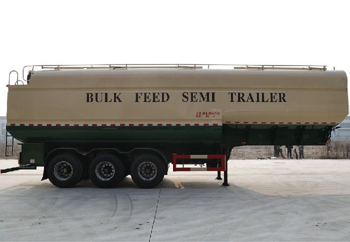 self feeding tank truck