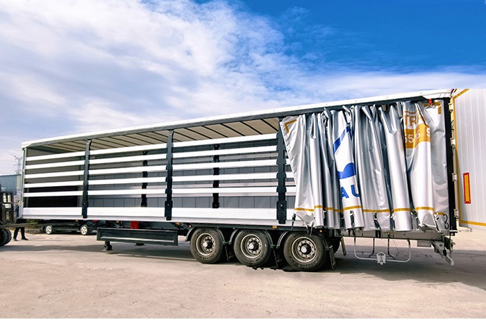 curtain side semi trailer