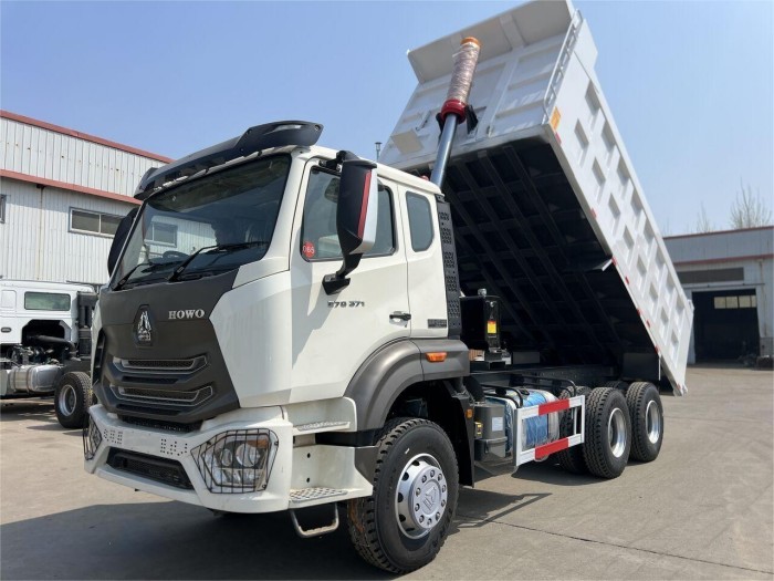 In Stock Cheap Howo E7G 371 6x4 Tipper Truck