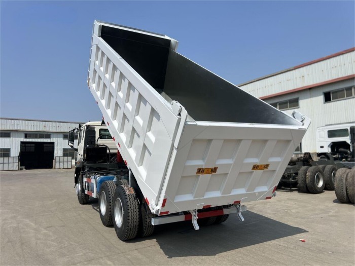 6x4 Tipper Truck