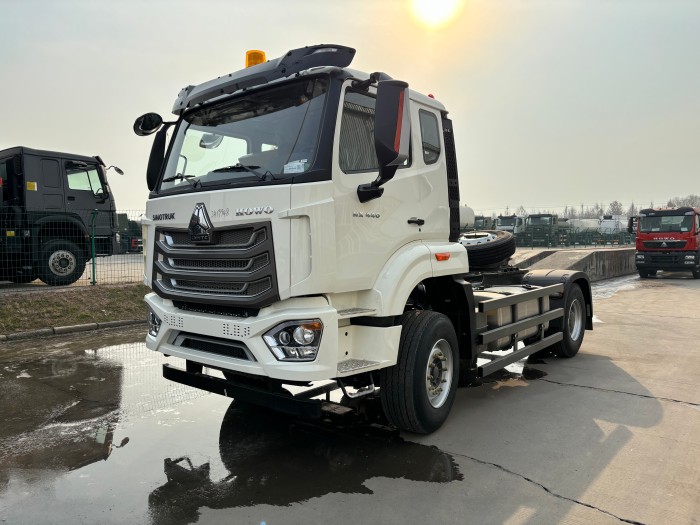 Ketua Lori Traktor Treler Sinotruk Howo 420 untuk Dijual