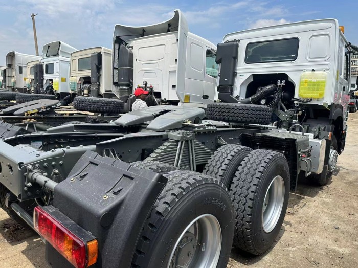 Howo TX 430 HP Trailer Truck Head