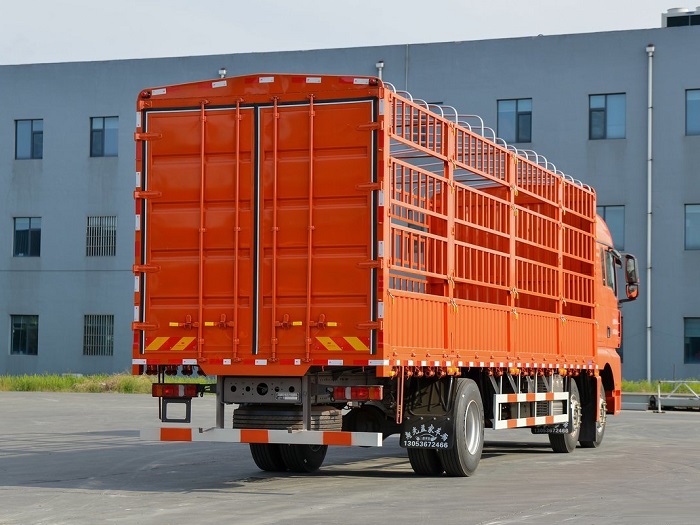 Heavy Duty Sitrak High Horse Power Cargo Trcuk