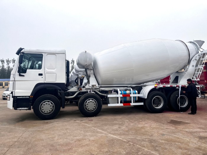Hydraulic Cement Concrete Mixer Truck