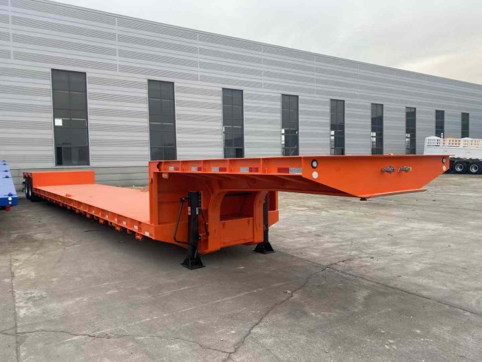 2 Axles Lowboy Cargo Semi Truck Trailer