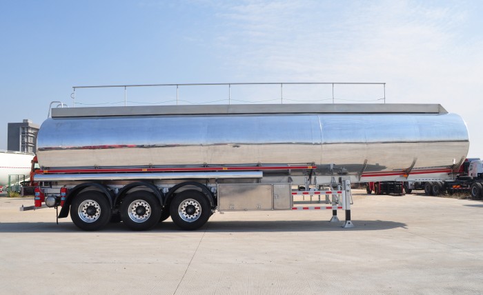 Polished Aluminum Fuel Tank Semi Trailer