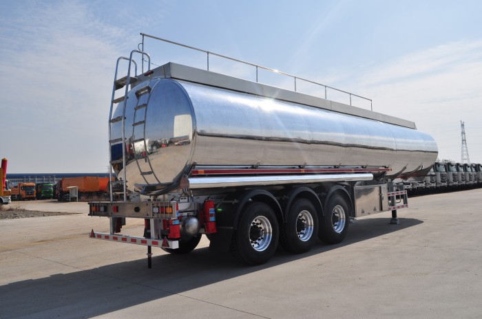 Polished Aluminum Fuel Tank Semi Trailer