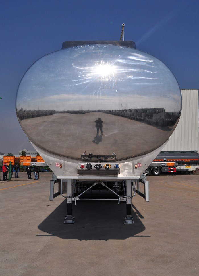 tank semi trailer